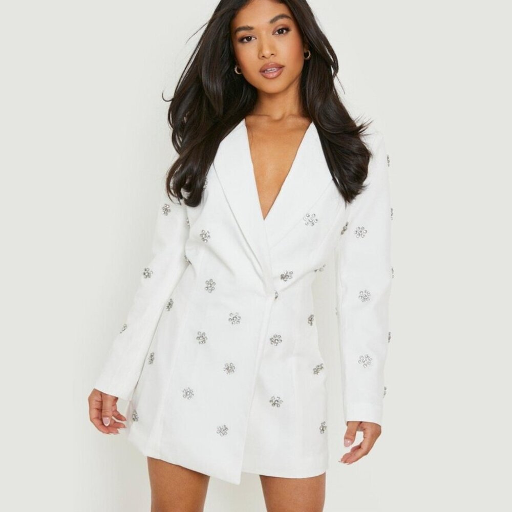BNWT Boohoo Crystal-Embellished White Blazer Dress, Size US 0